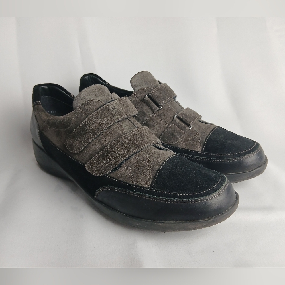 ARA Women Gray And Black Suede Flat Shoes Velcro Closure Size 11.5